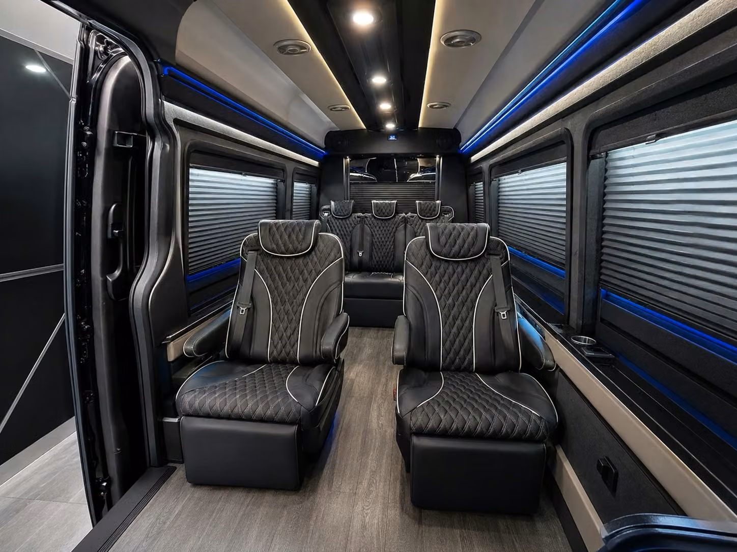 corporate airport shuttle services for new york city business groups