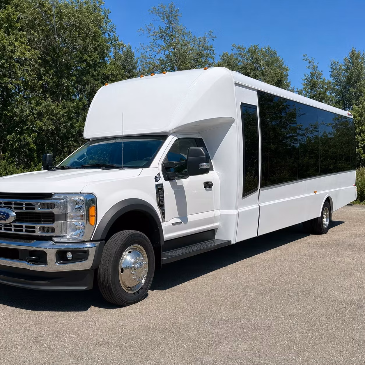 new york city 18 passenger minibus rental