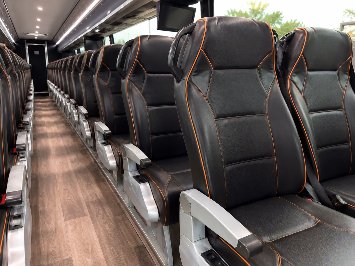 yankees and mets game day bus rentals to yankee stadium and citi field